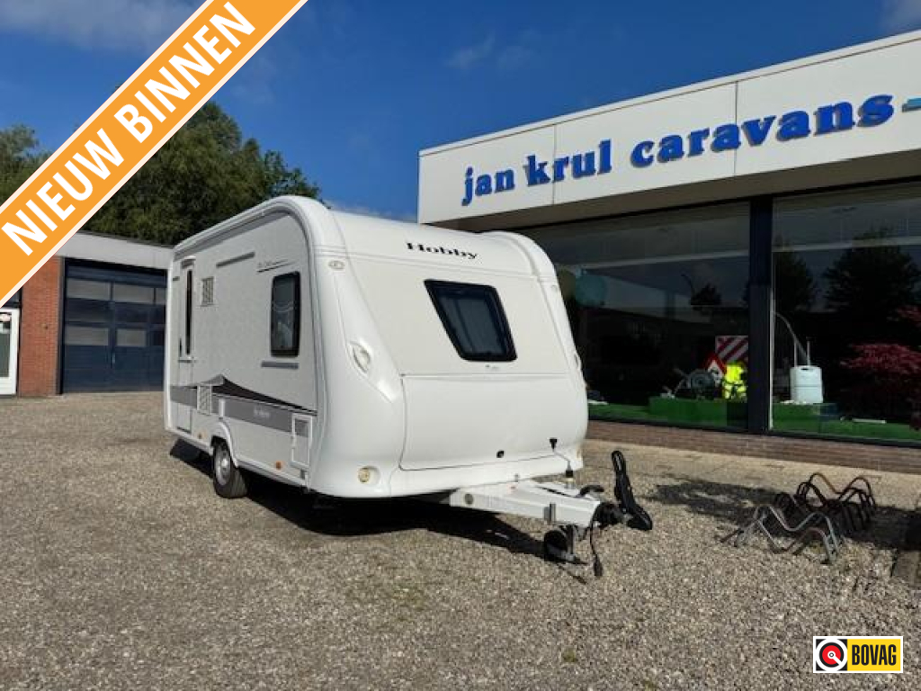 Hobby De Luxe 400 SFE incl. air voortent