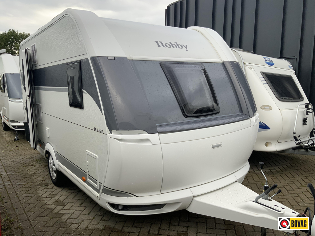 Hobby De Luxe 400 SFE