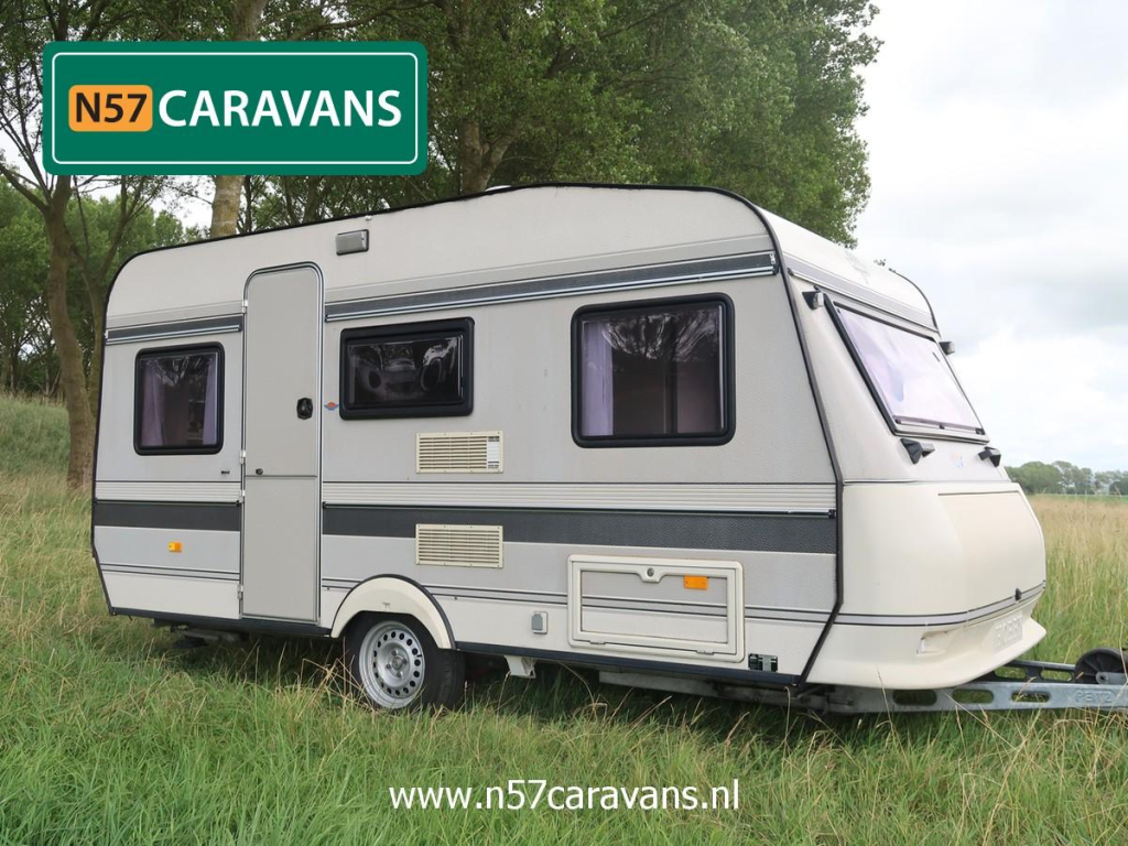 Hobby Classic 430 / voortent / luifel