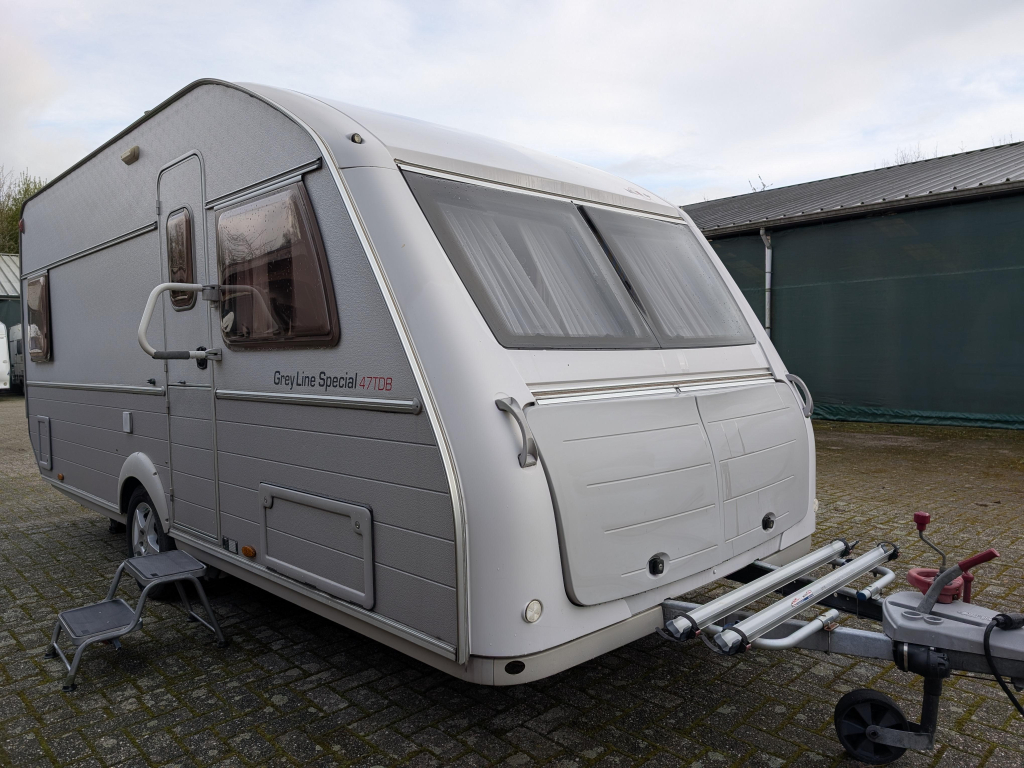 Kip Grey Line Special 470 TDB MOVER  VOORTENT