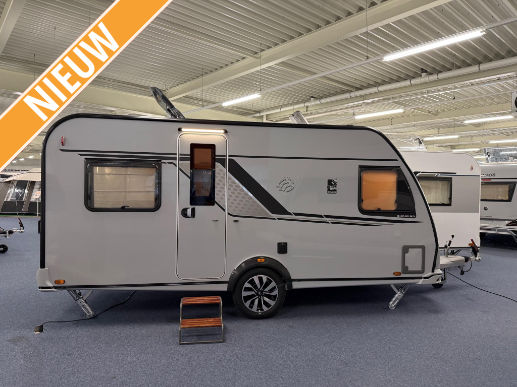 Knaus Sudwind Black Selection 450 FU modeljaar 2026