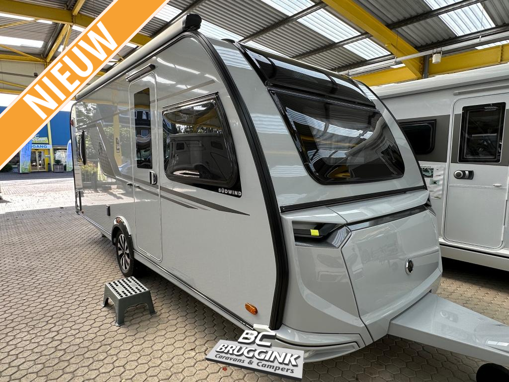Knaus Sudwind Black Selection 500 UF