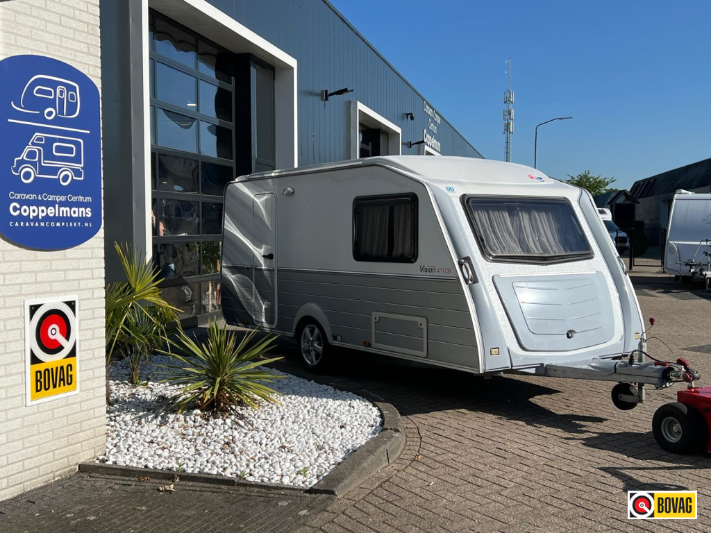 Kip Vision Special 41 TCB Hefdak, Lengtebedden, LMV