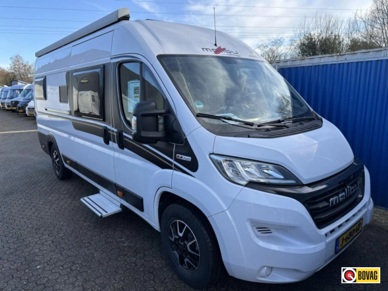 Malibu Van 640 LE LENGTE BEDDEN + TREKHAAK
