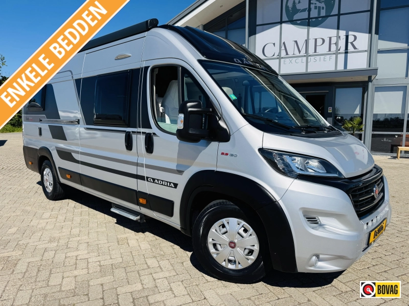 Adria Twin Supreme 640 SLB Enkele bedden