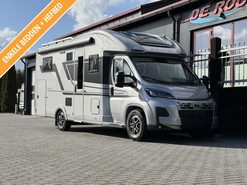 Adria Matrix Supreme 670 DL Automaat - 180PK - 44H