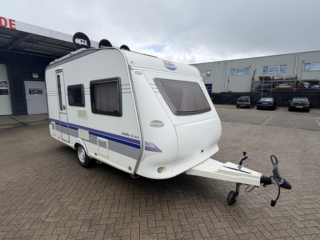 Hobby De Luxe 400 SF Lichtgewicht, Mover