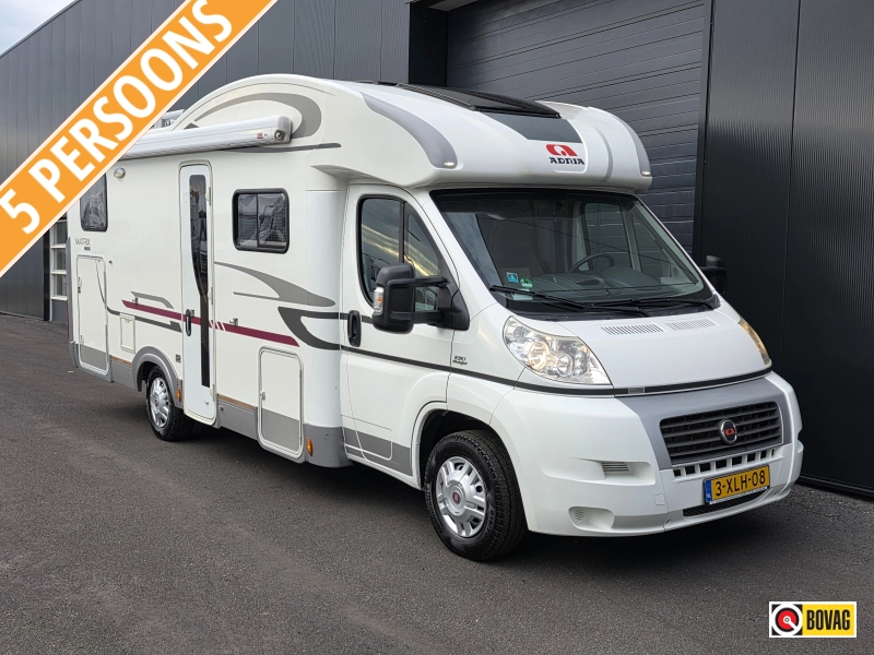 Adria Matrix M 680 SP 5 Gordeplaatsen!