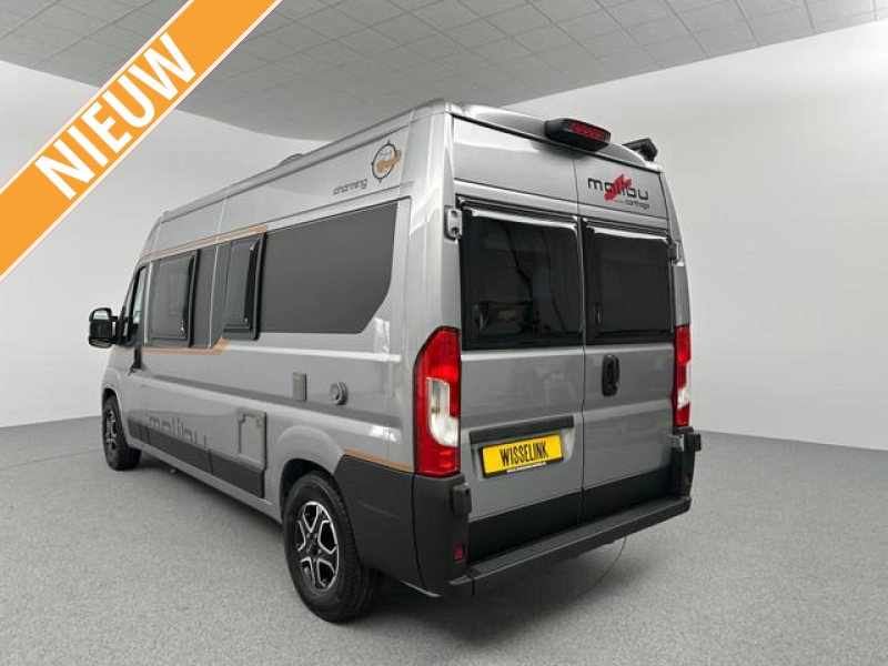 Malibu Van Diversity 600 DB K Charming GT Skyview