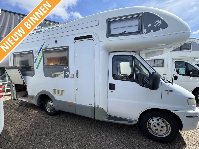 Knaus Traveller 6 pers stapelbed