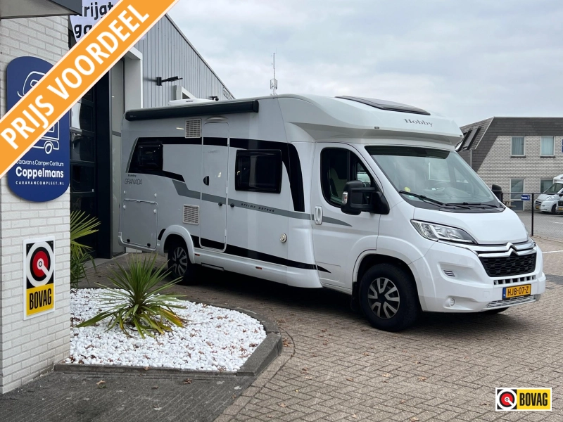Hobby Optima Ontour 65 HFL fransbed, airco, hefbed