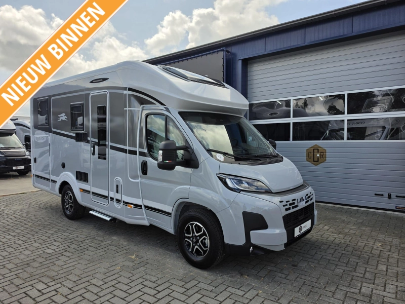 Laika Ecovip L 2009 Titanio 6.6M, Vlakke vloer, LUXE