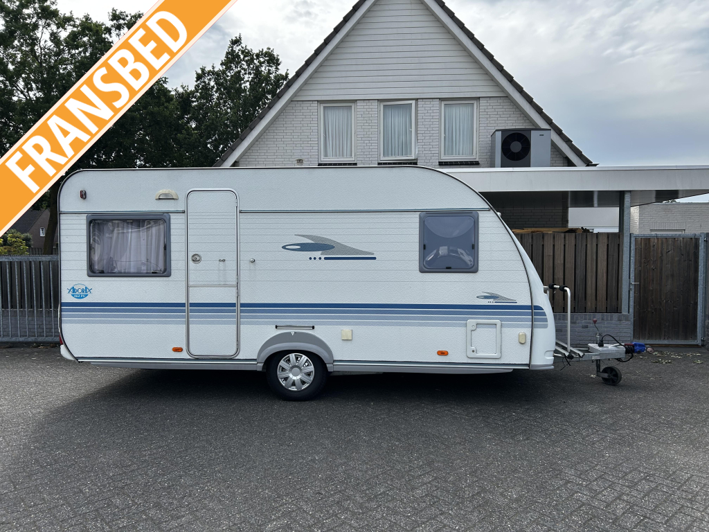 Adria Adora 462 PU Voortent-fietsdrager