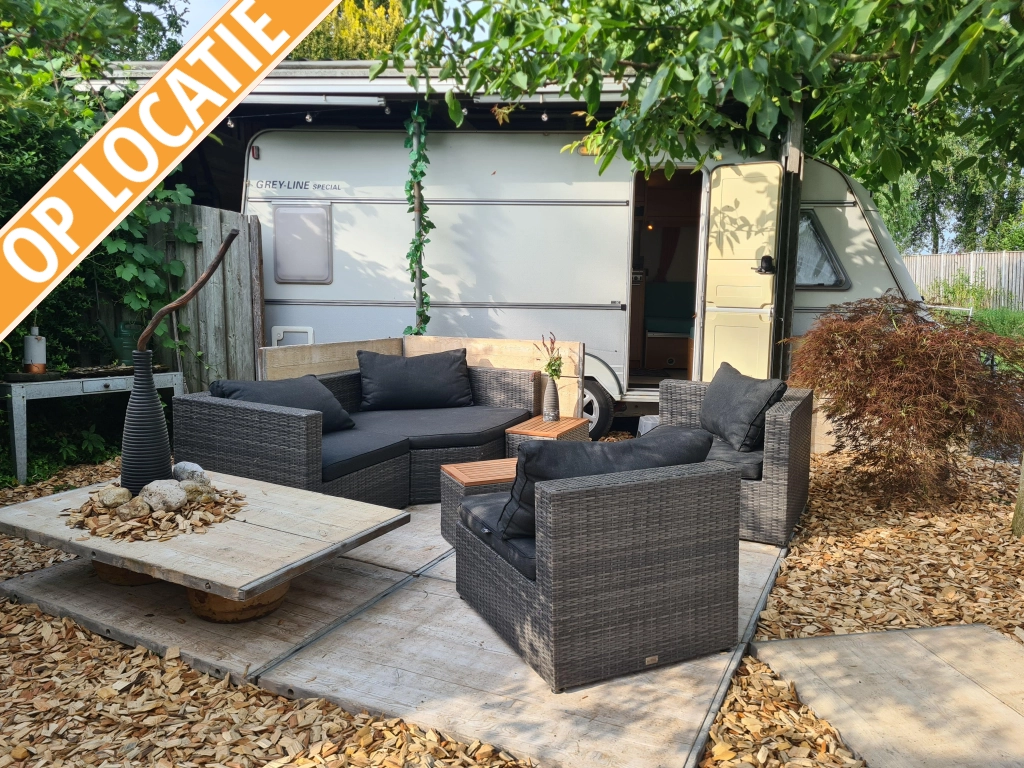 Beyerland Vitesse 450 FB TUINHUIS OP WIELEN