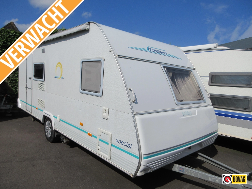 Eifelland Holiday Special 500 TK + Mover/ Airco