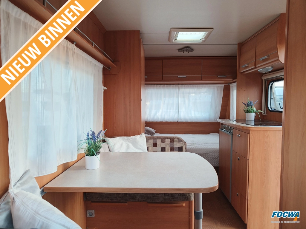 Caravelair Antares Luxe 390 Dwarsbed Zit Toilet Tent