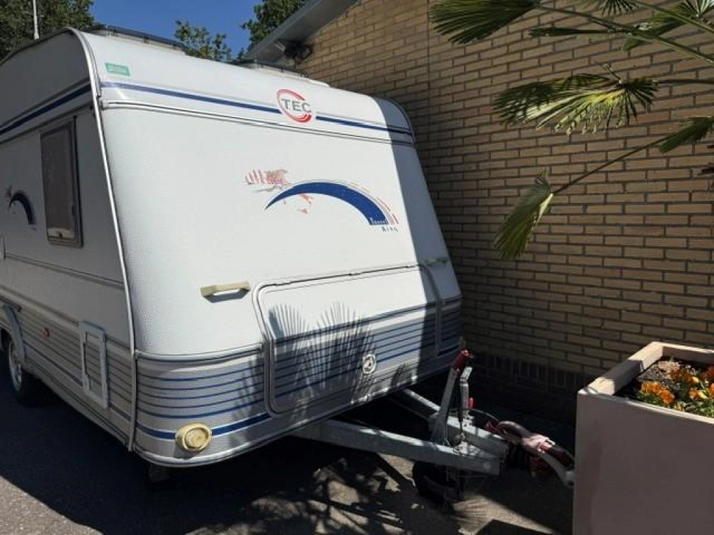 TEC Travel King 490