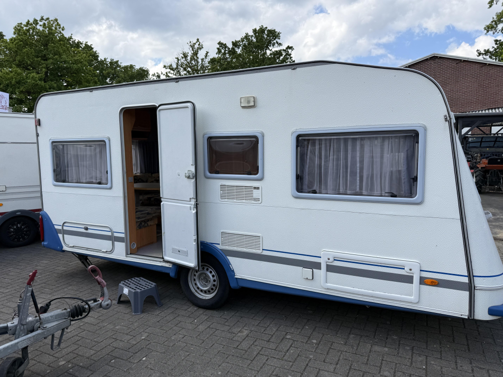 Knaus Blue Line 450 TF RONDZIT-VOORTENT 2023