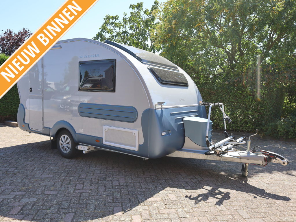 Adria Action 391 LH luifel, mover, fietsenrek