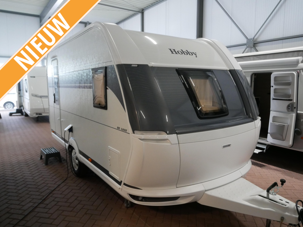 Hobby De Luxe 400 SFE Model 2027