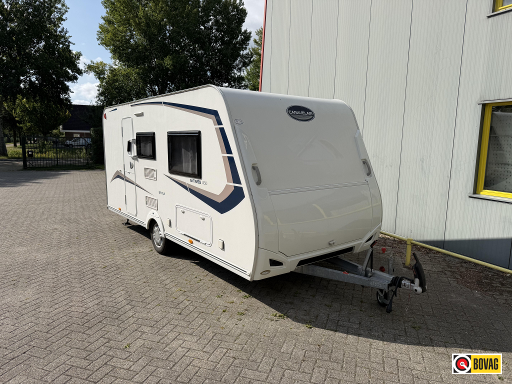Caravelair Antares Style 450 luifel, reservewiel