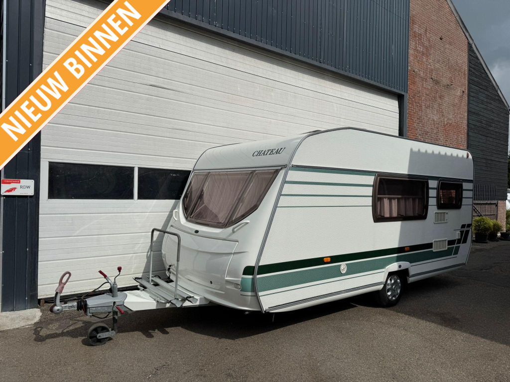 Chateau Calista 450 CT + Voortent + Luifel