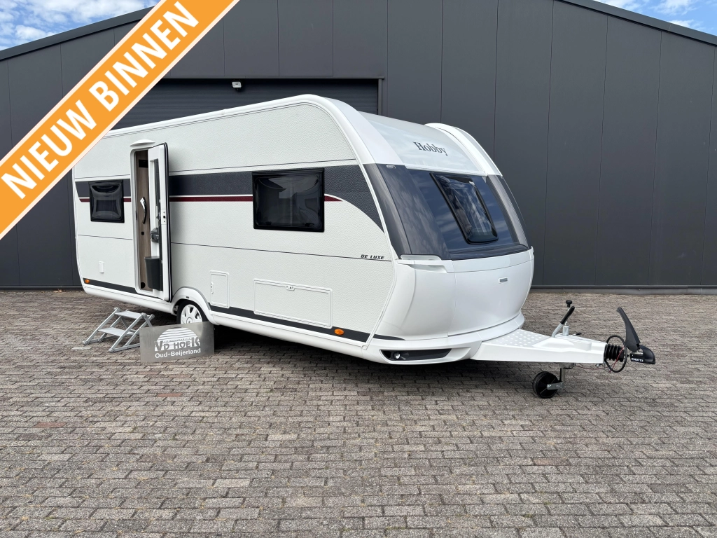 Hobby De Luxe 540 UL 2027 1800KG BEDVERBREDING