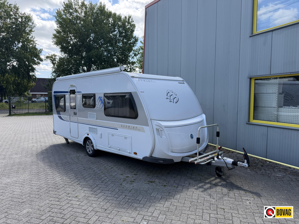 Knaus Sport 460 EU Luifel, mover, fietsenrek