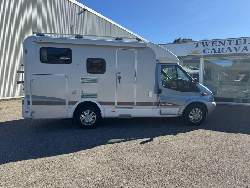 Dethleffs Globevan 1 fietsenrek, dwars bed