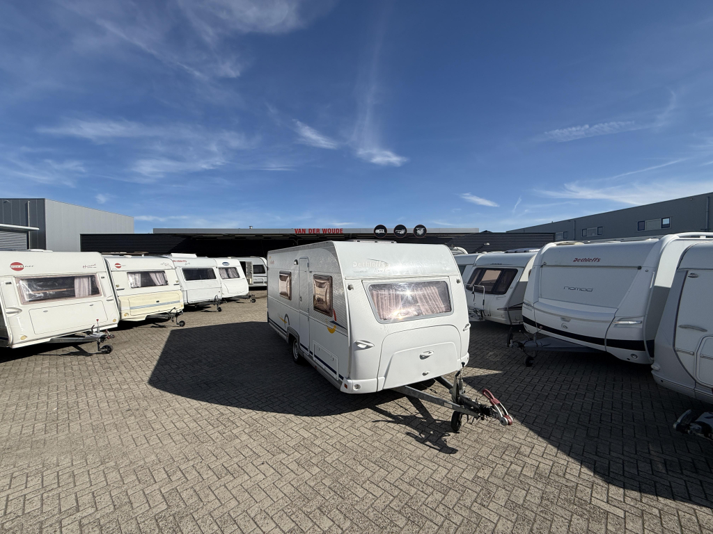 Dethleffs New Line 490 TK Stapelbed 1300KG Voortent