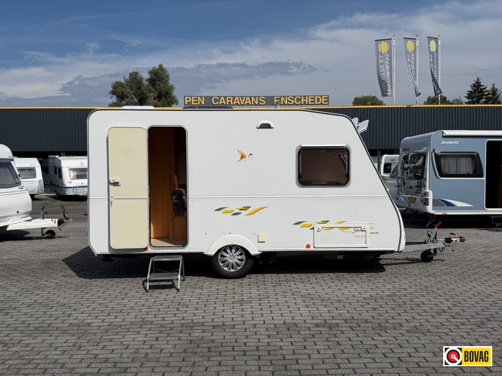 Sterckeman Starlett 420 CP Met mover!