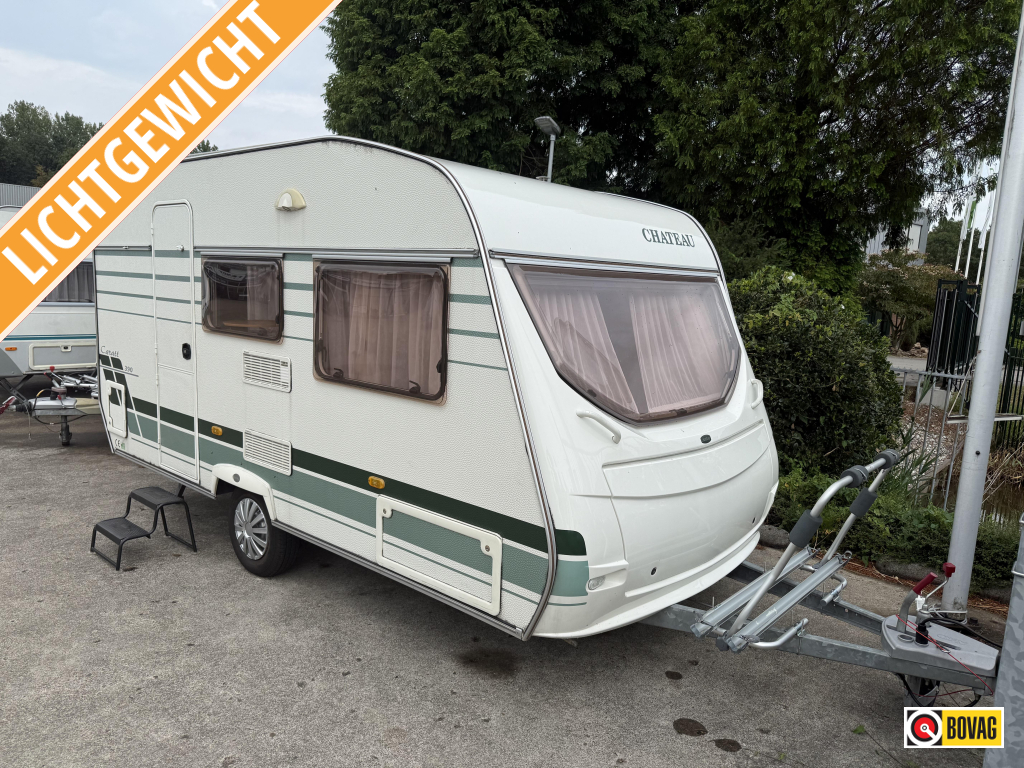 Chateau Caratt 390 + voortent