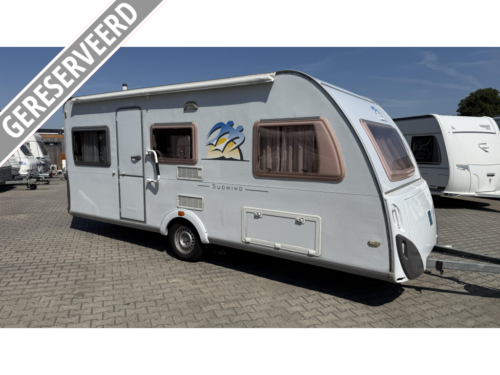 Knaus Sudwind 500 EU enkele bedden rondzit