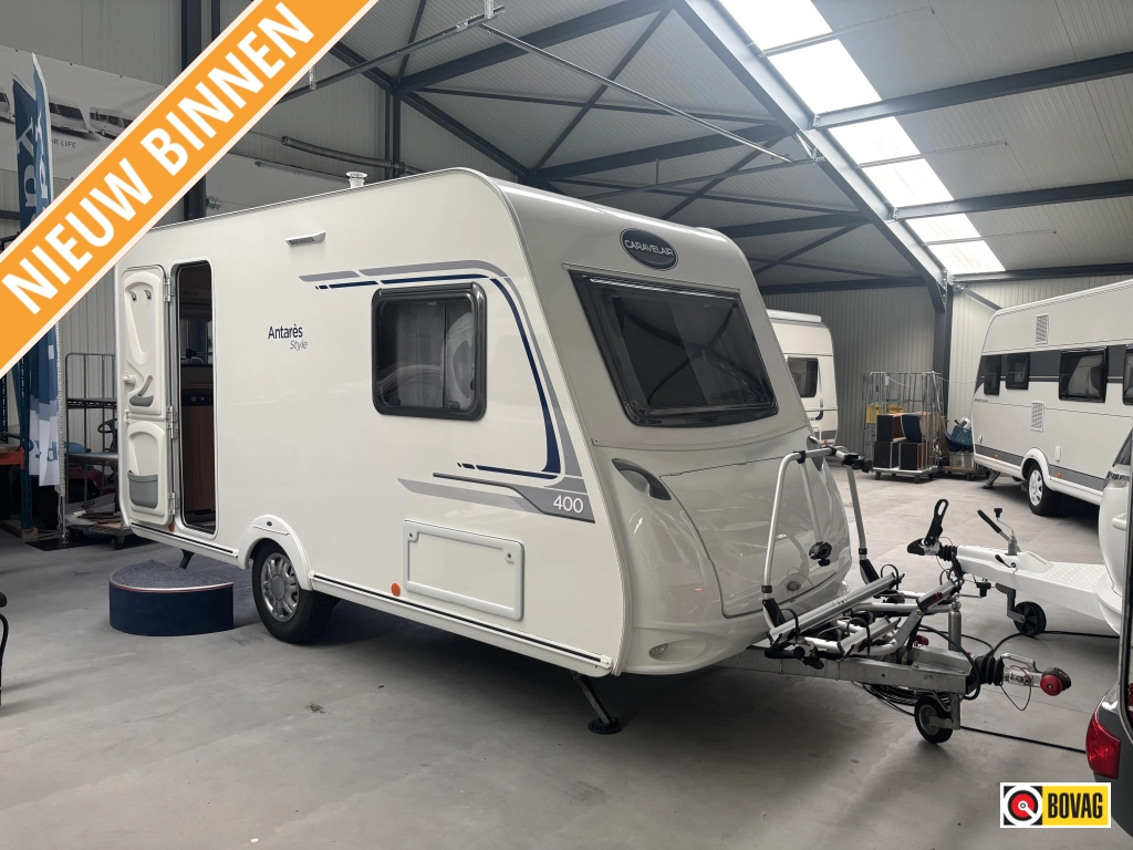 Caravelair Antares Style 400 MET DOREMA LUIFEL EN MEER