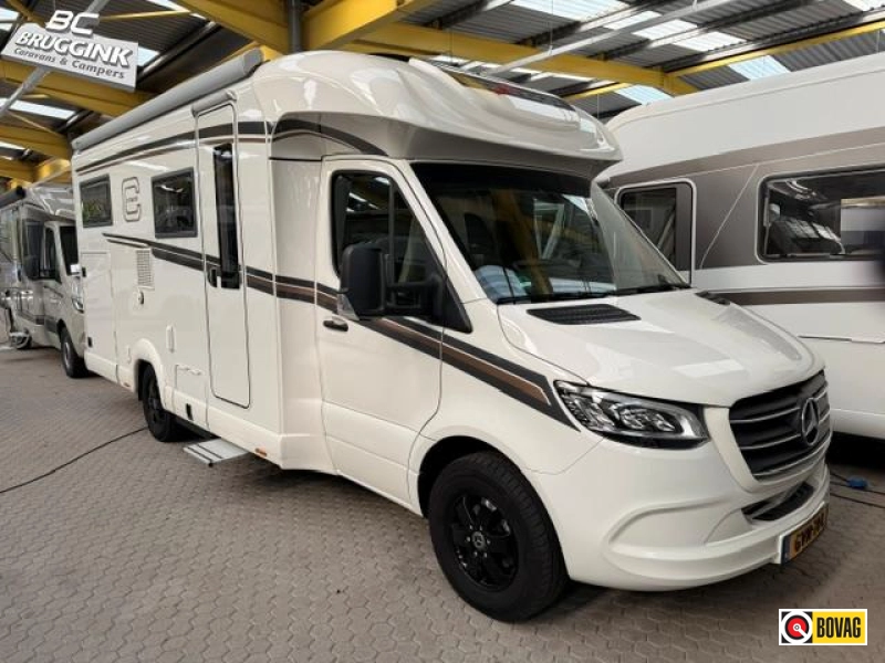 Carthago C-Tourer T 143 LE ENKELE BEDDEN, LEVELSYST.