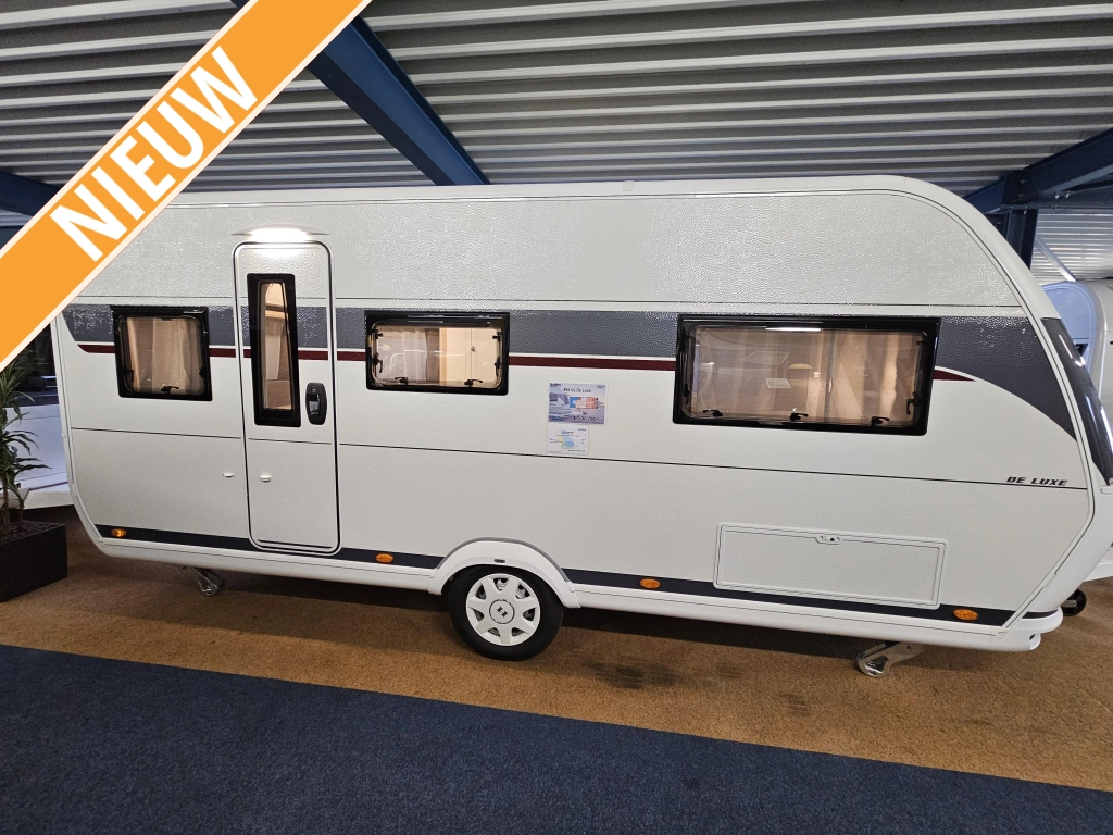 Hobby De Luxe 495 UL AS 1800KG/ TUSSENBED