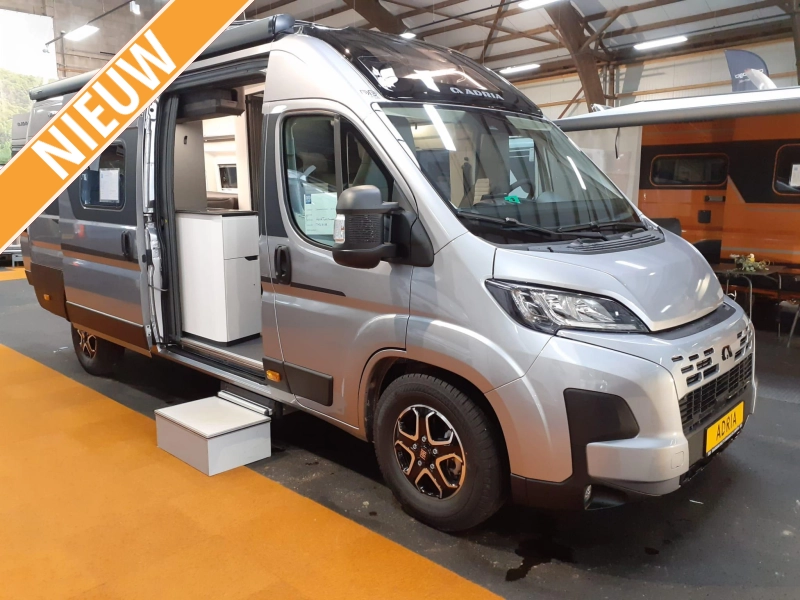 Adria Twin Supreme 640 SGX Sunroof XL