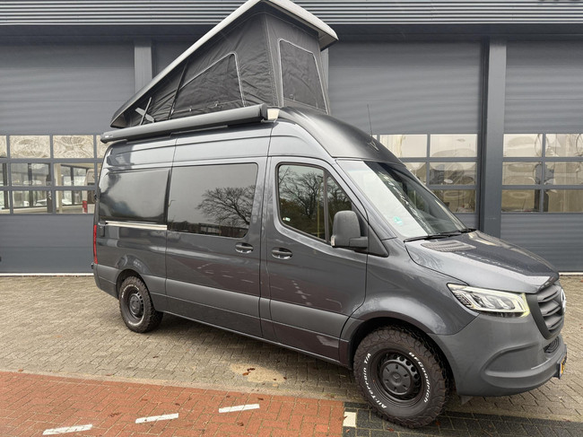 4 Sprinter met Hefdak