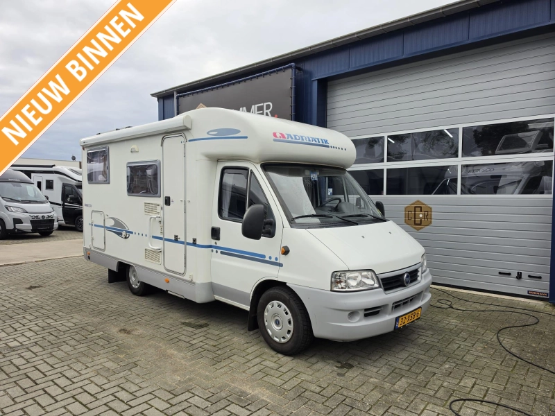 Adria Coral Compact 574 SP Vast bed, 6M, Garage