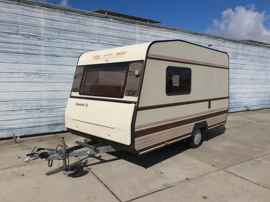 Dethleffs Beduin Luxus 380, Groot bed,