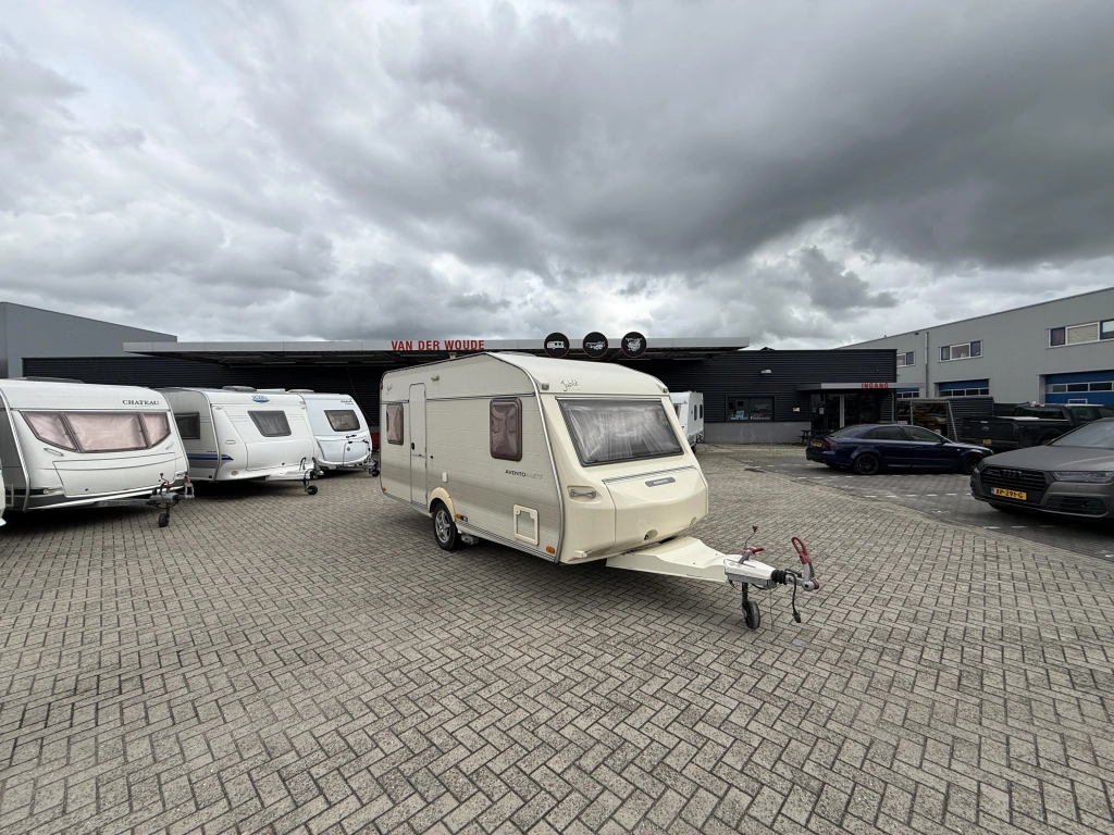 Avento Jubilee 445 Fransbed Voortent luifel