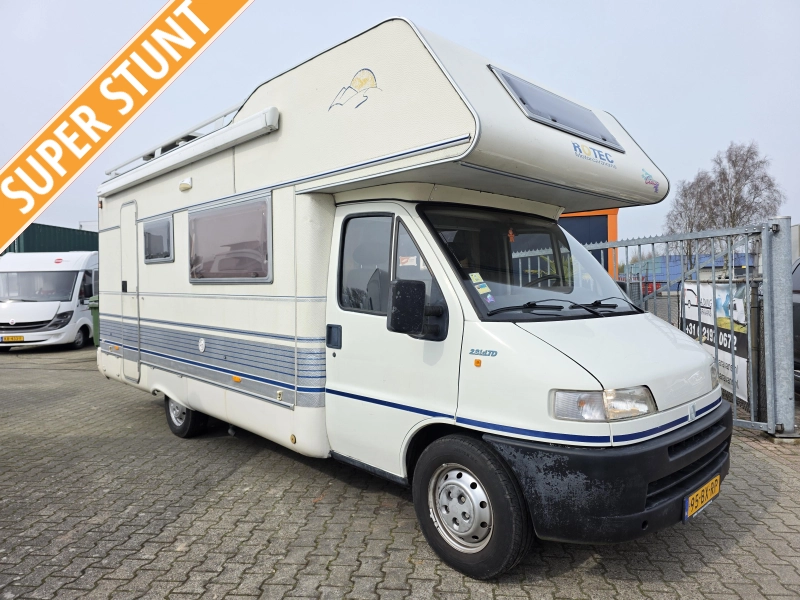 TEC Rotec 2800 JTD Stapelbedden 6 persoons