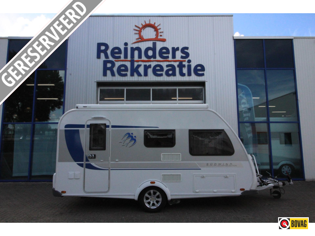 Knaus Sudwind Silver Selection 420 QD Mover Thule 6300 Voortent