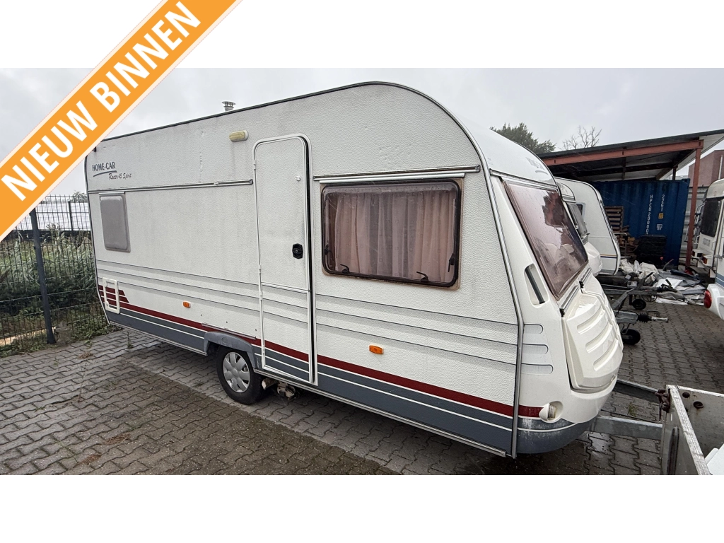 Home-Car Racer Spirit 45 FHU frans bed rondzit toilet