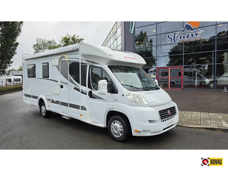 Dethleffs Globetrotter Esprit 7010 queensbed