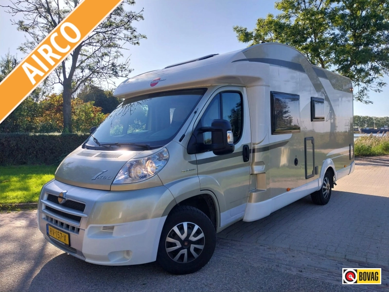Bürstner Ixeo 664 met airco en zonnepaneel!