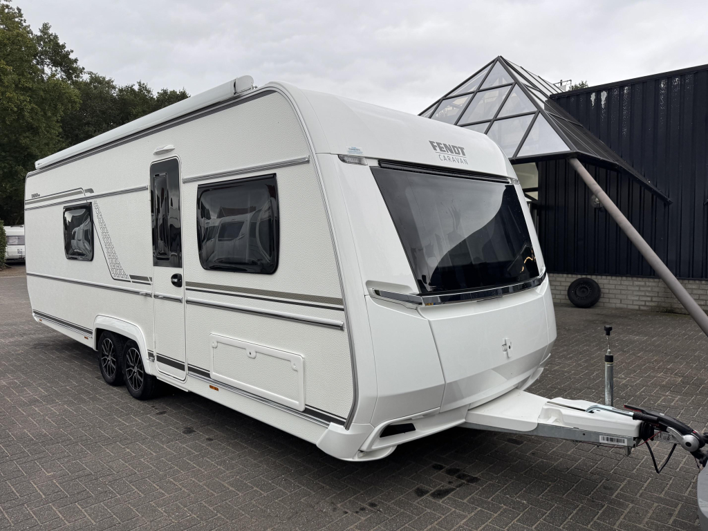 Fendt Tendenza 650 SFD 2025 | Luifel | Queensbed