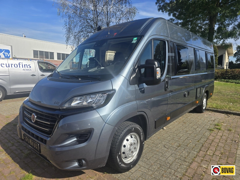 Sunlight Cliff 640 CVE met lengtebedden