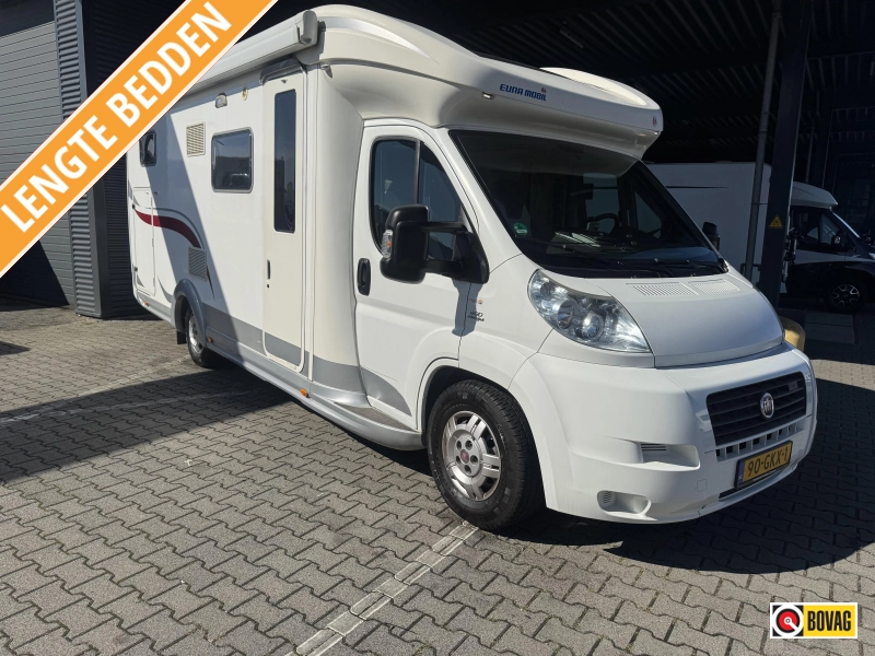 Eura Mobil Contura 700 EB met levelsysteem en airco