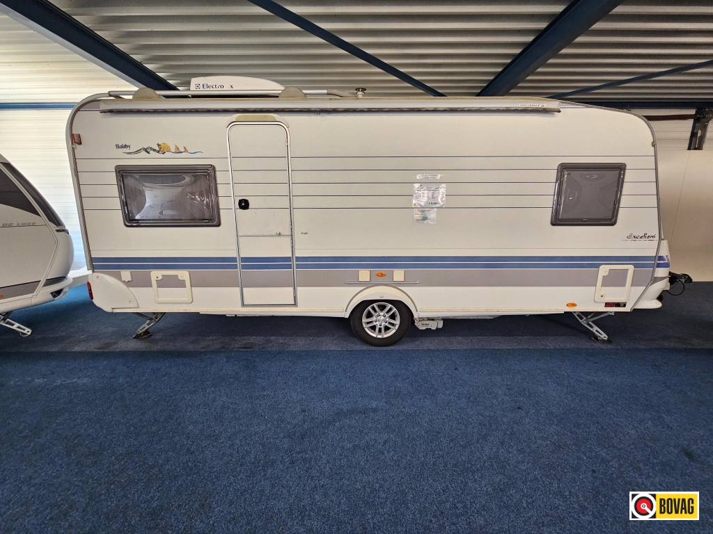 Hobby Excellent Easy 540 UFE VOORTENT/MOVER/AIRCO